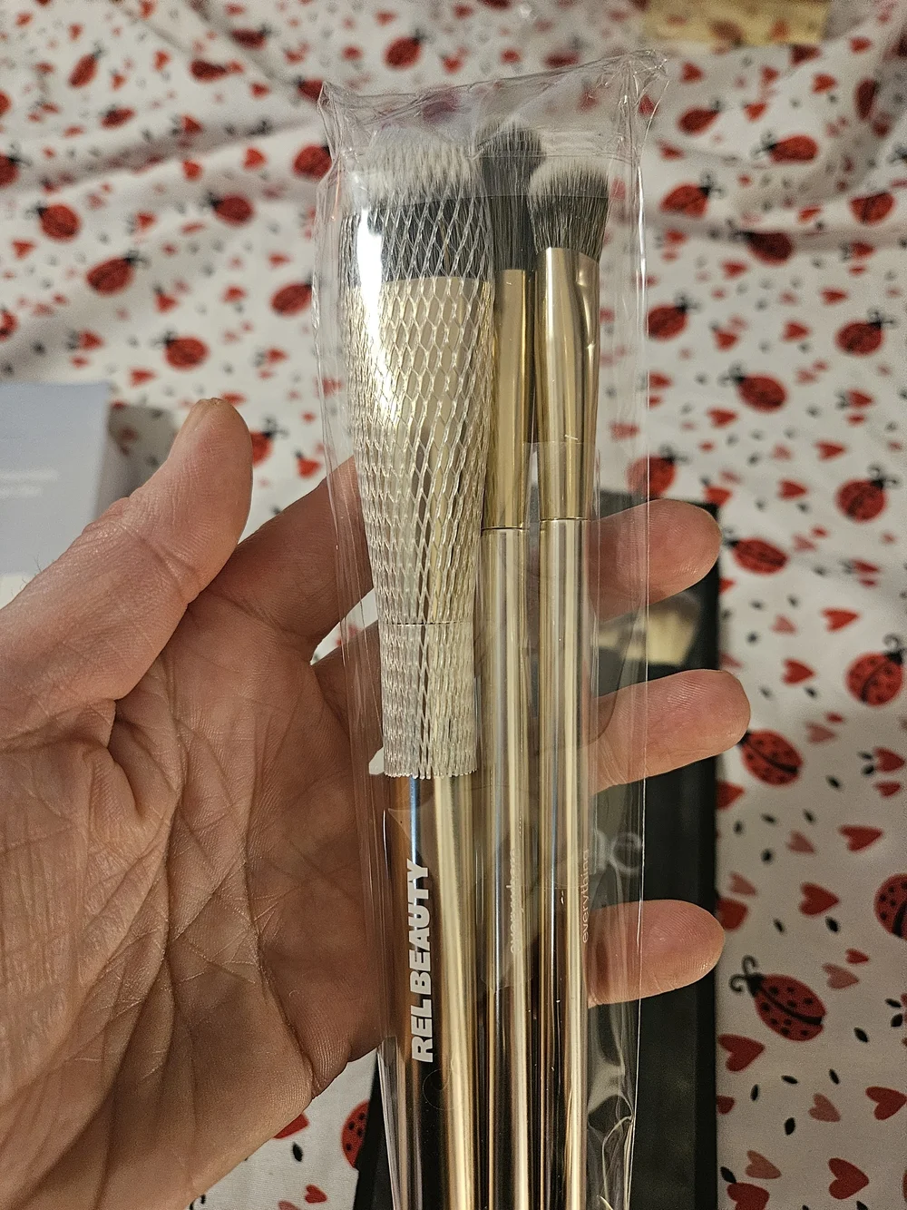REL Beauty Essentials Makeup Brush Set — Black & Gold